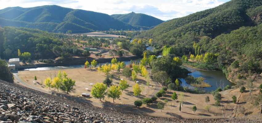 Mt. Kosciusco N.P. "Blowering Dam"