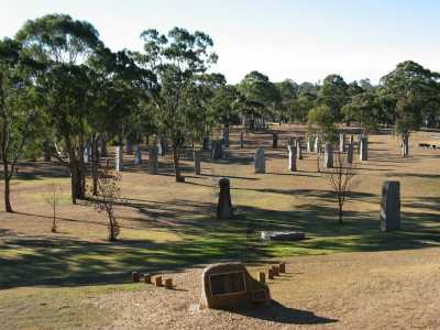 Glen Innes, Stonehenge