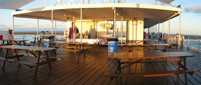Great Barrier Reef, Dinnerstimmung auf der "Reefworld"