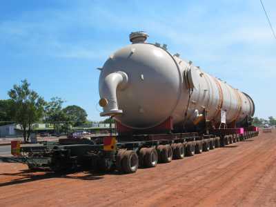 Stuart Hwy, Schwertransport bei Coolalinga