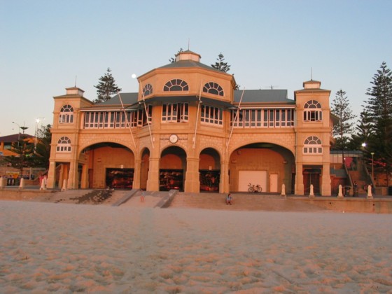 Fremantle, Cottesloe Beach
