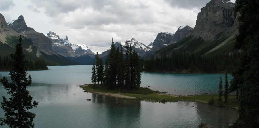 Jasper NP, Maligne Lake, Spirit Island