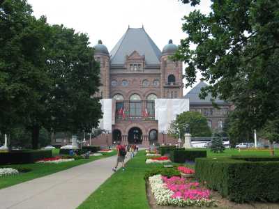 Toronto, Parlamentsgebäude