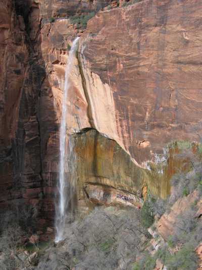 Zion N.P. , Wasserfall beim Weeping Rock