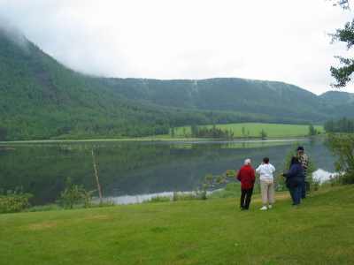 Toad River RV Park, Lagebesprechung